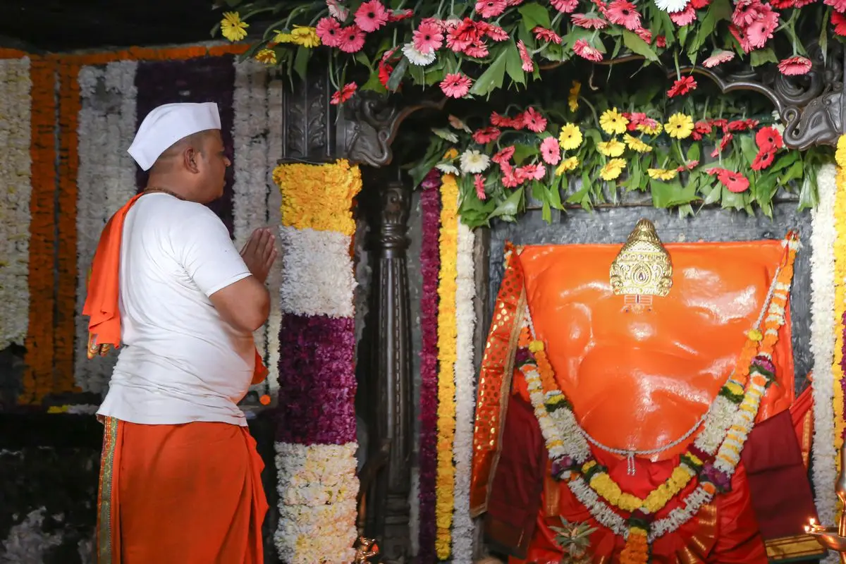 गिरिजात्मज मंदिर, लेण्याद्री