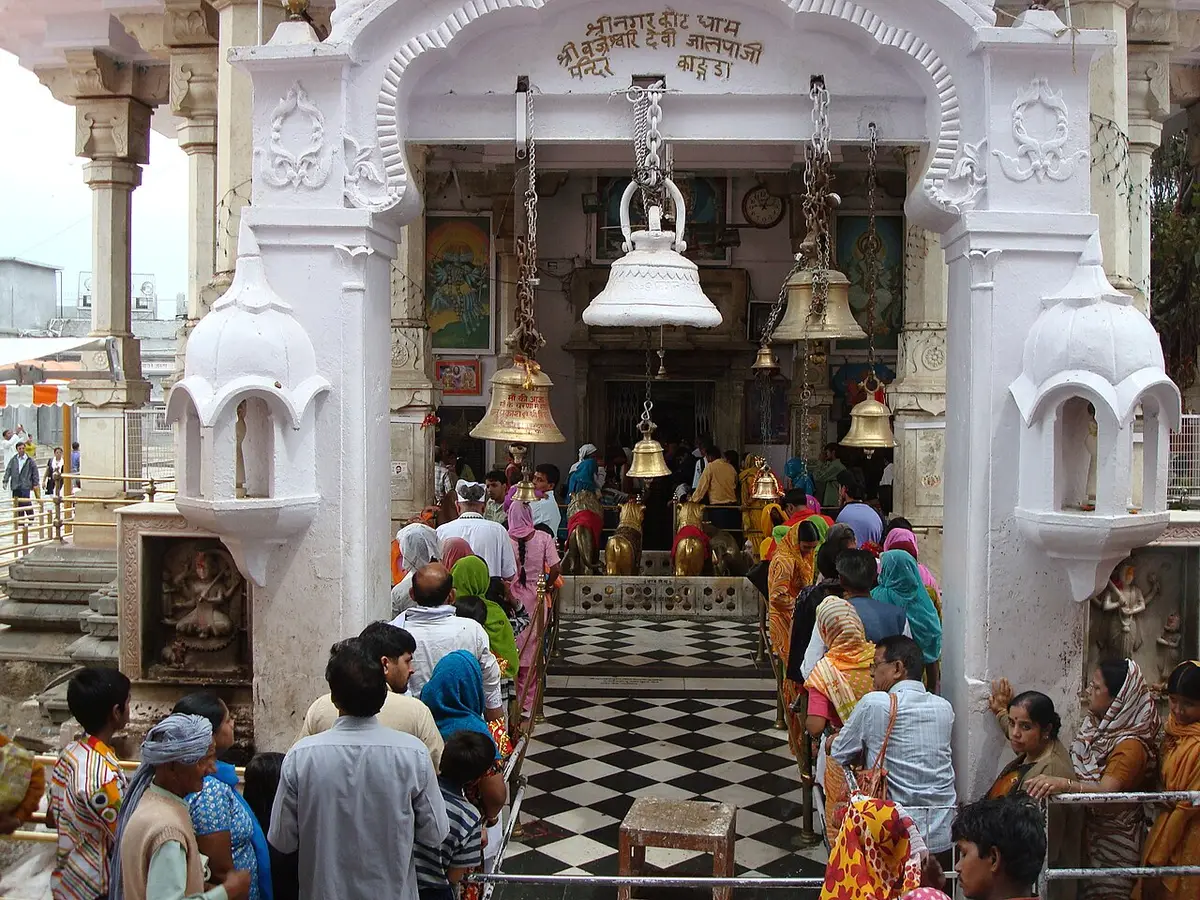 कांगड़ा देवी (बजरेश्वरी देवी) मंदिर