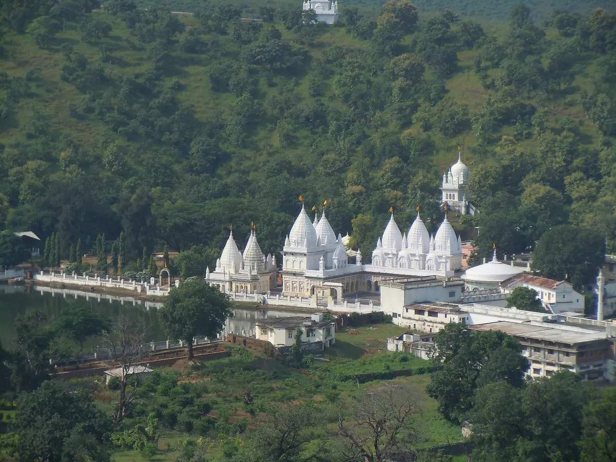 Kundalpur Jain Temple
