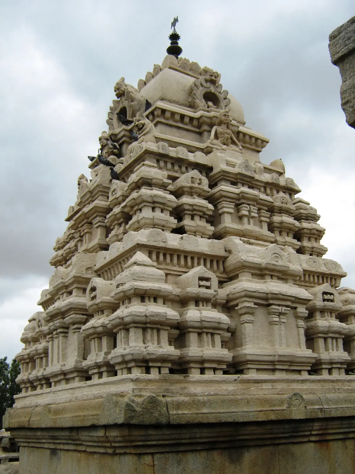 Lepakshi Temple