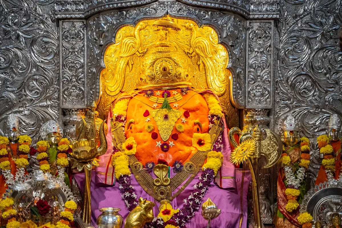 महागणपति मंदिर, रंजनगांव