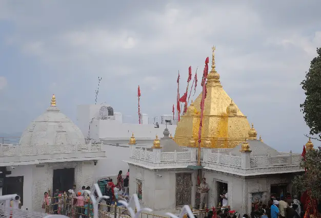 श्री नैना देवी जी मंदिर