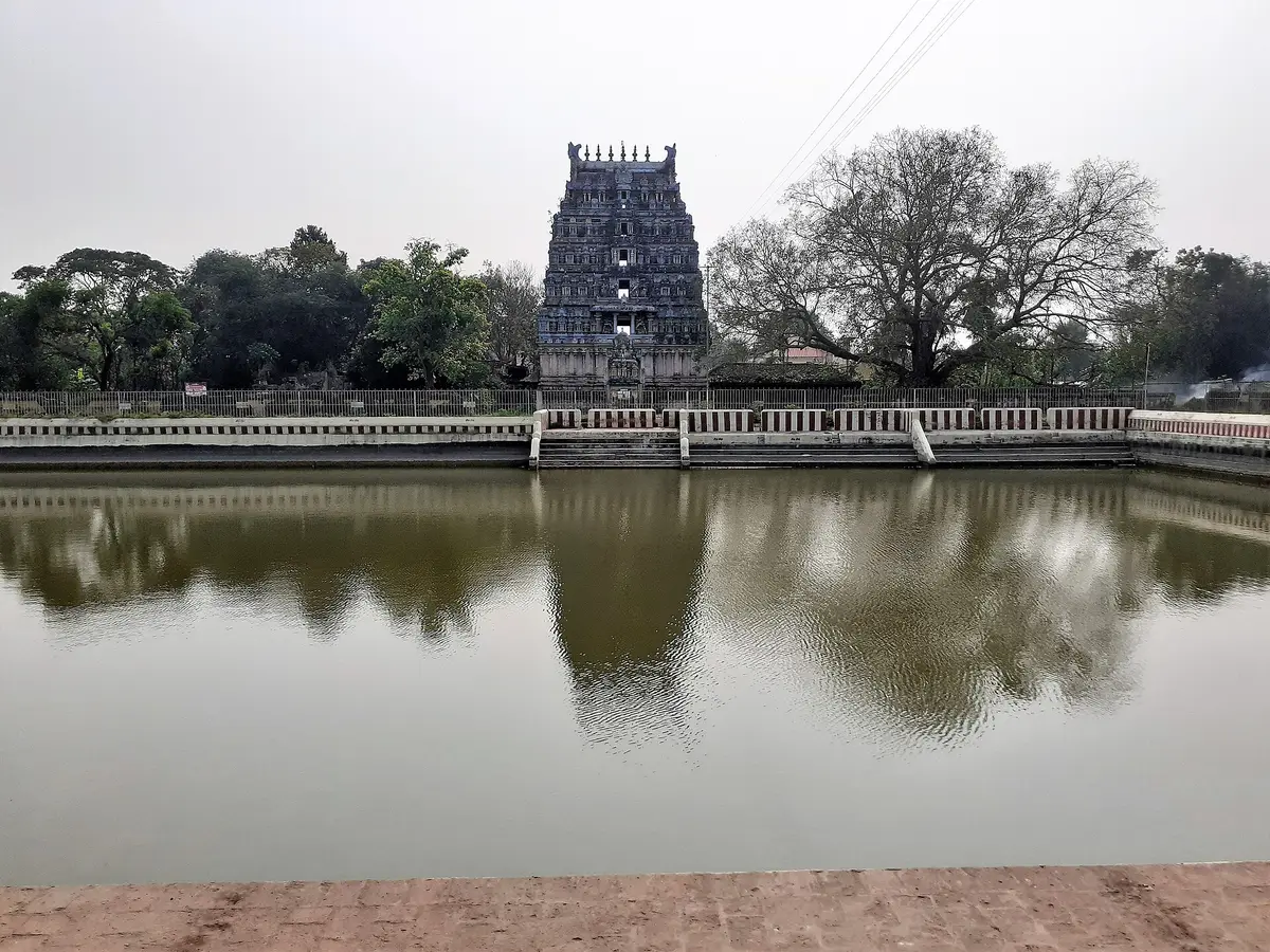 Veerateeswarar Temple Vazhuvur